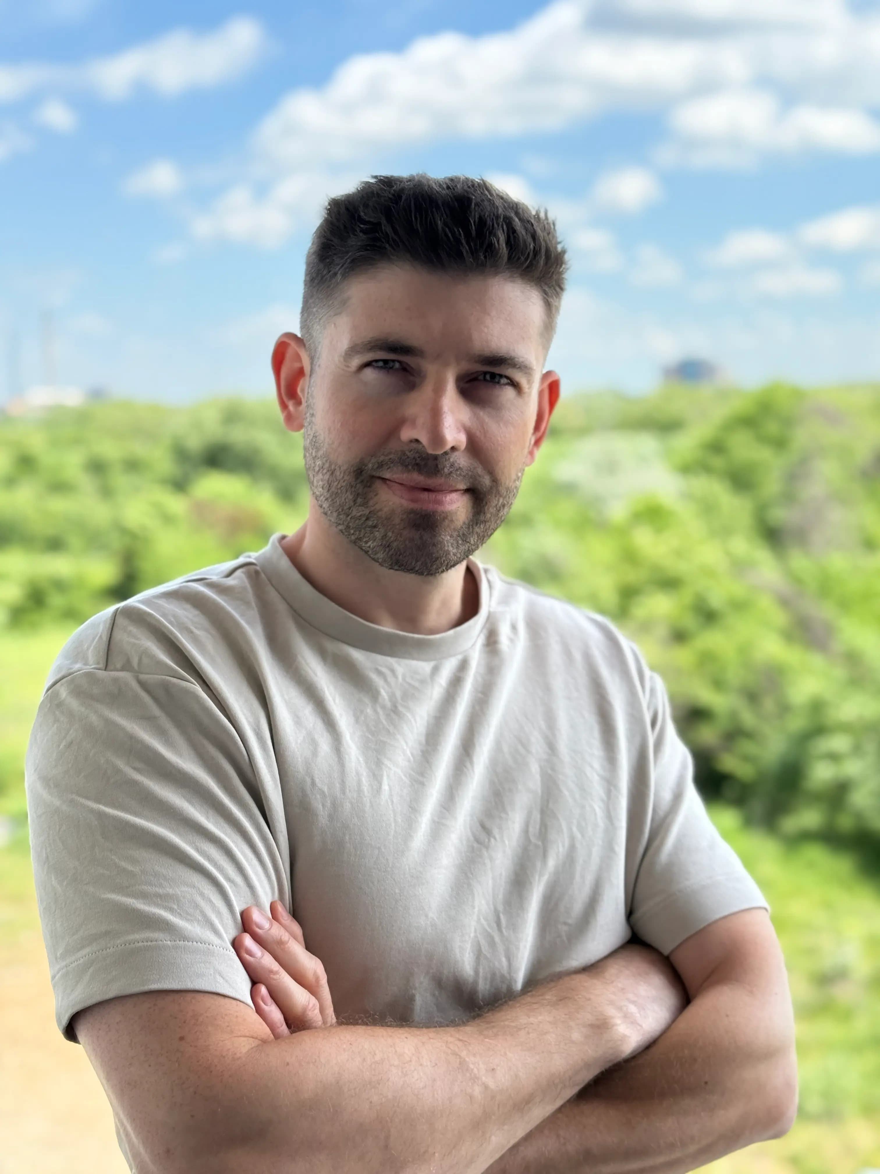 Alex – Founder of QRMen.us